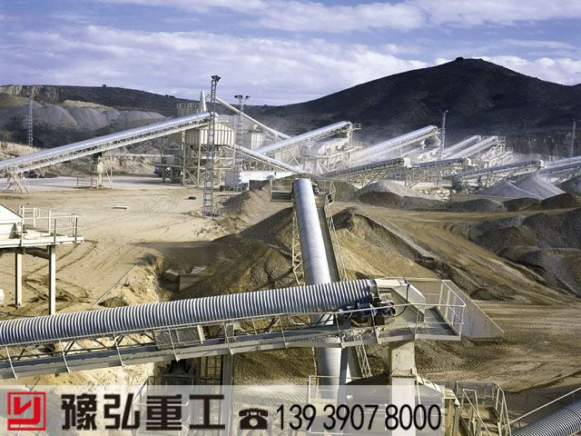 矿石磨粉机.jpg
